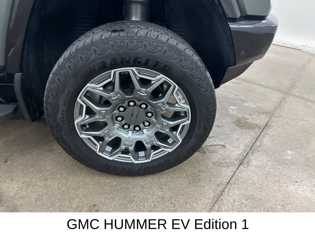 Used 2024 GMC Hummer EV 3X AWD/4WD image 16