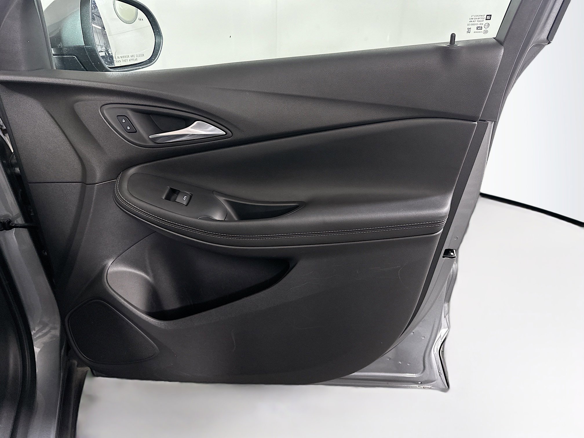 Used 2025 Buick Encore GX Preferred image 30
