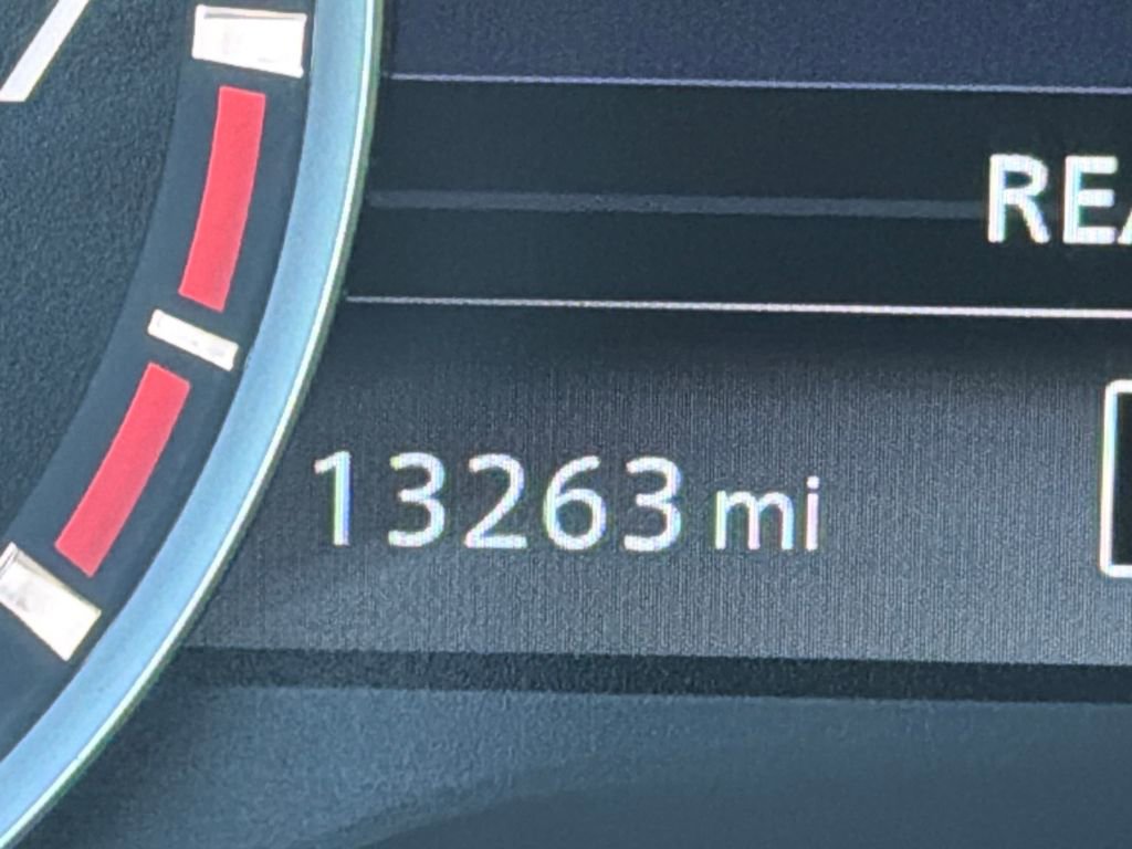 Used 2024 Nissan Titan SV w/ SV Convenience Package image 50