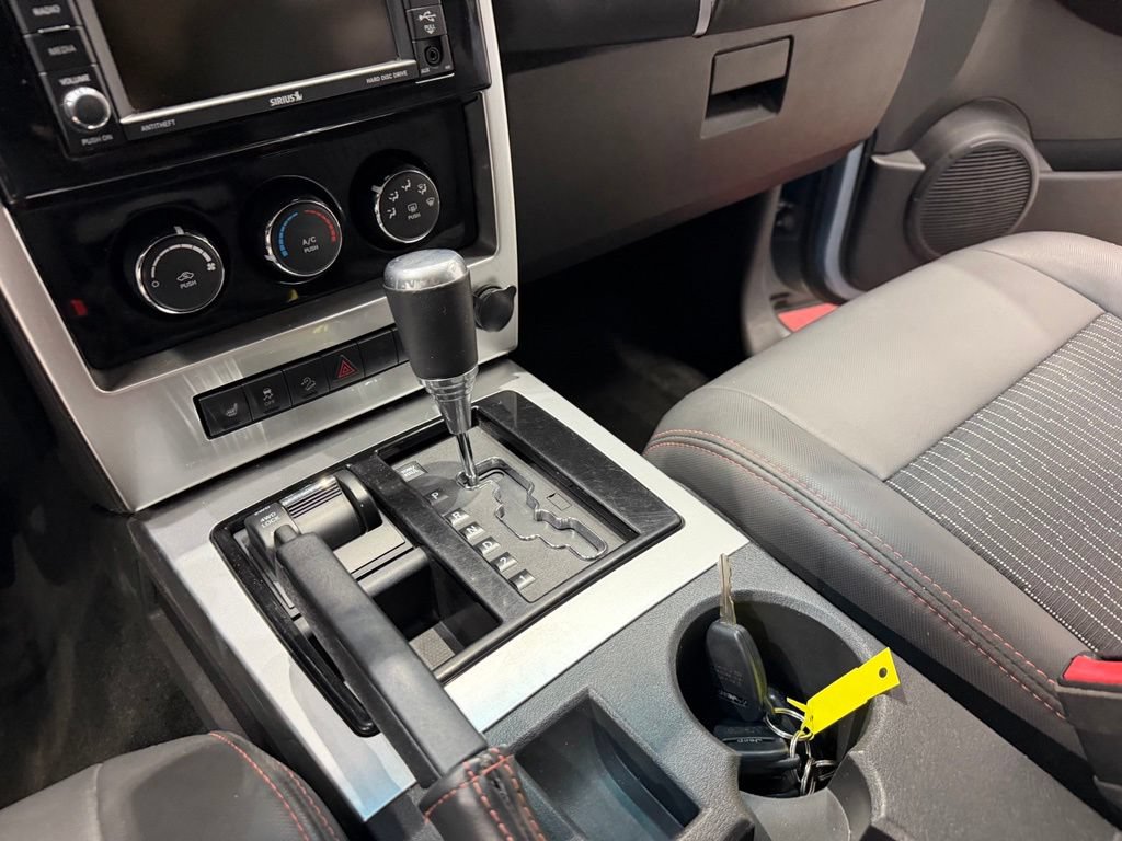 Used 2012 Jeep Liberty Arctic AWD/4WD image 33