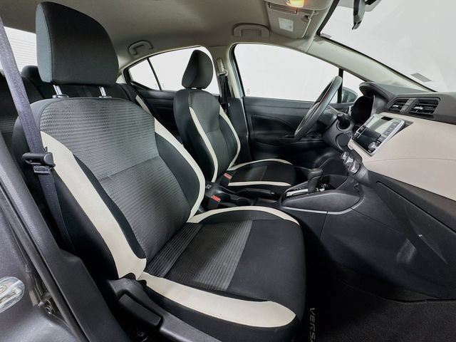 Used 2022 Nissan Versa SV FWD image 24