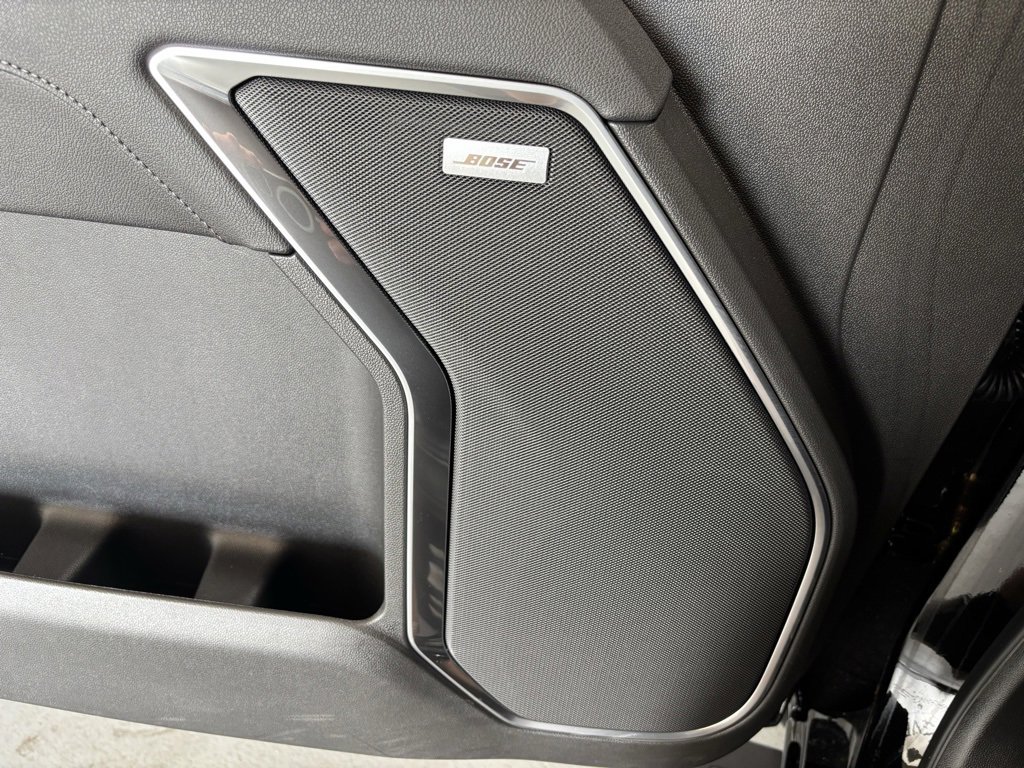New 2025 GMC Sierra 1500 SLT w/ SLT Premium Plus Package image 4