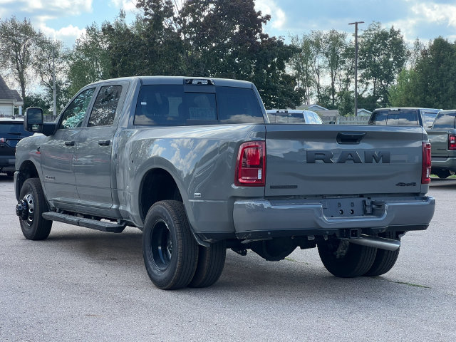 New 2027 RAM 3500 Big Horn AWD/4WD image 10