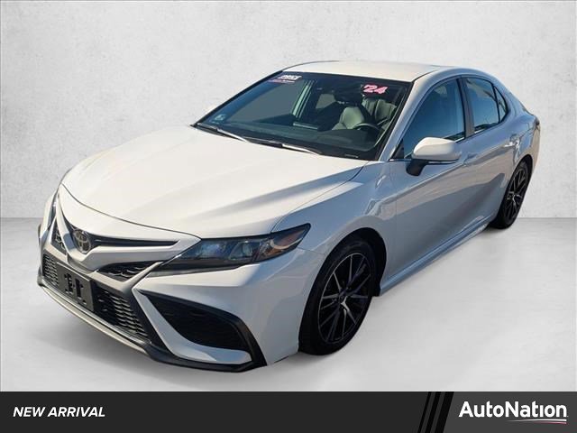 Used 2024 Toyota Camry SE