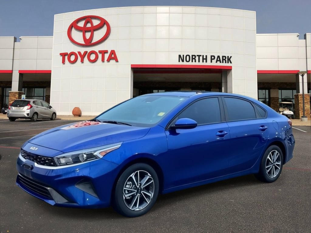 Used 2023 Kia Forte LXS FWD image 1