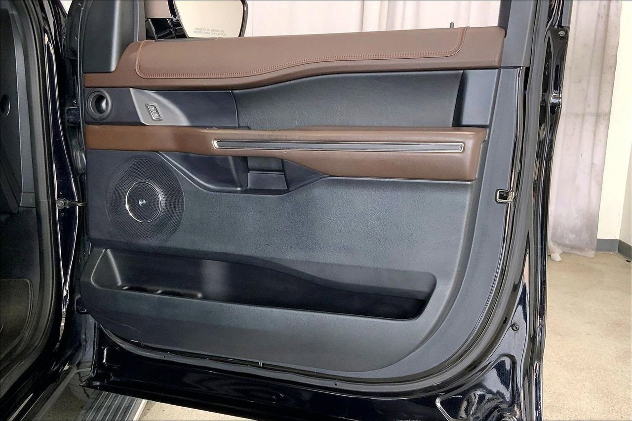 Used 2020 Ford Expedition King Ranch w/ Cargo Package image 25