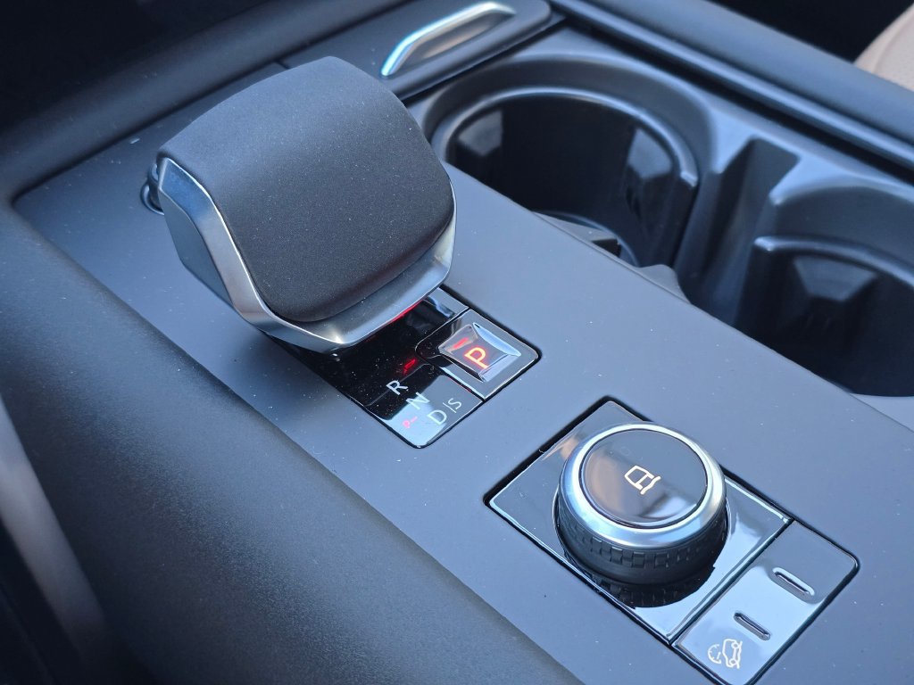 New 2026 Land Rover Discovery Dynamic SE AWD/4WD image 26