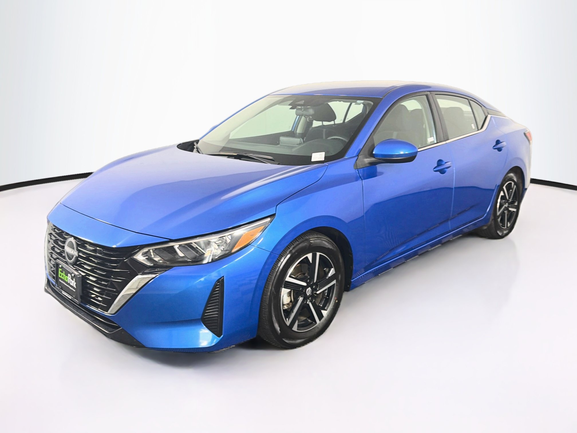 Used 2025 Nissan Sentra SV FWD image 3