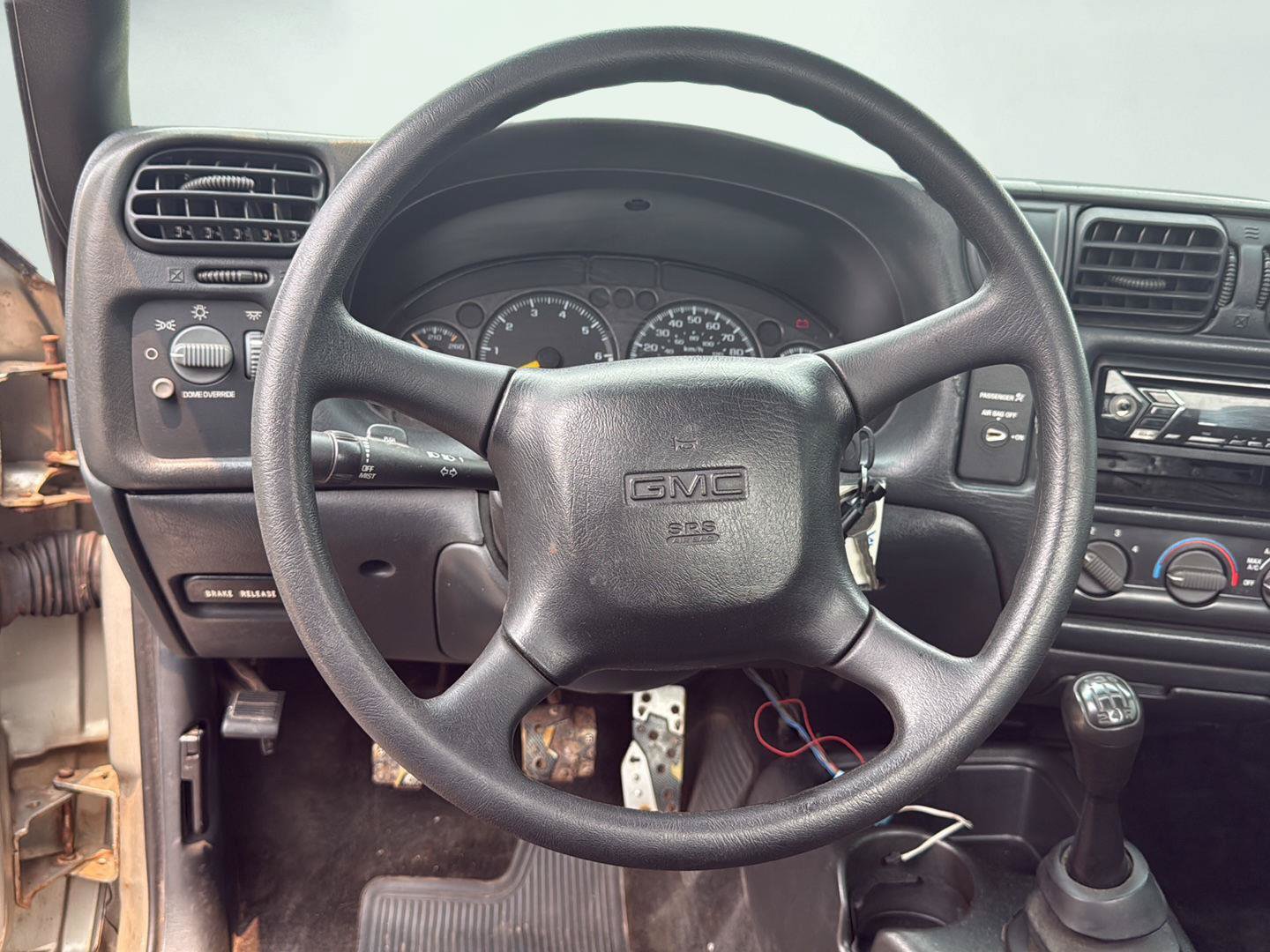 Used 2003 GMC Sonoma SL RWD image 17