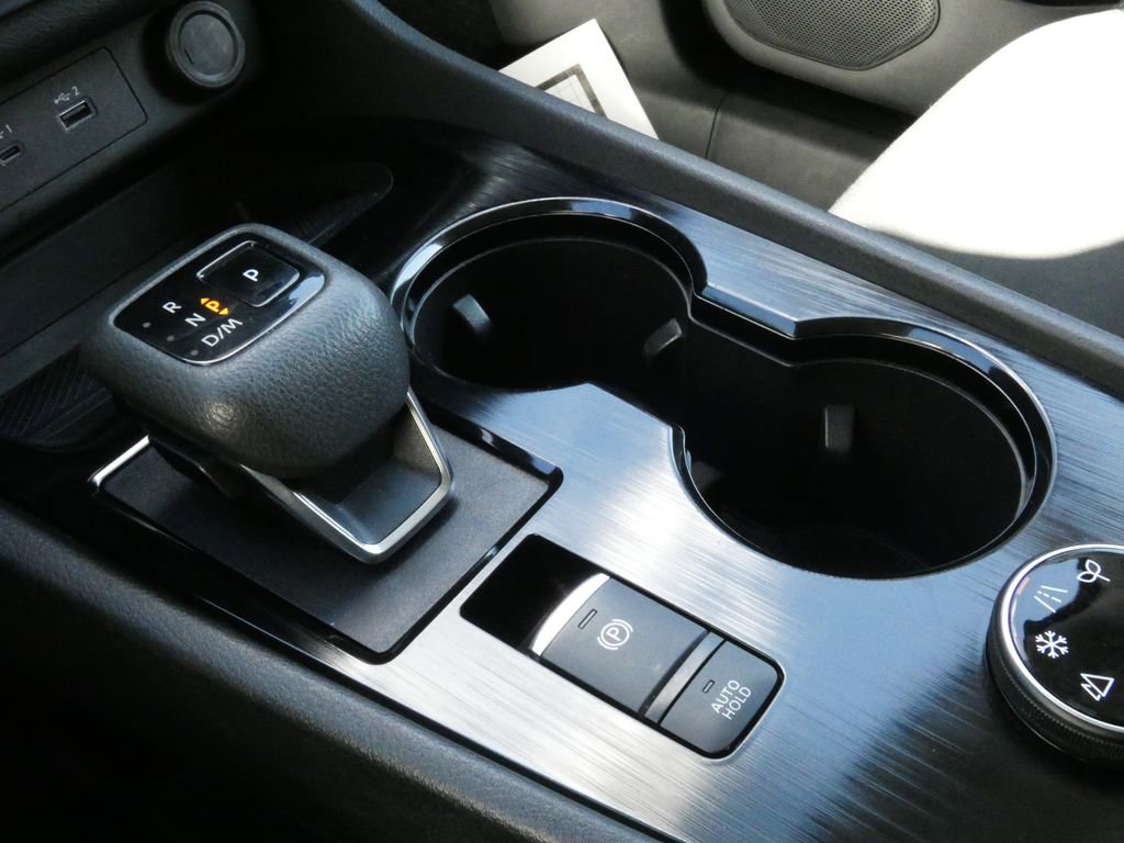 Used 2023 Nissan Rogue S AWD/4WD image 28