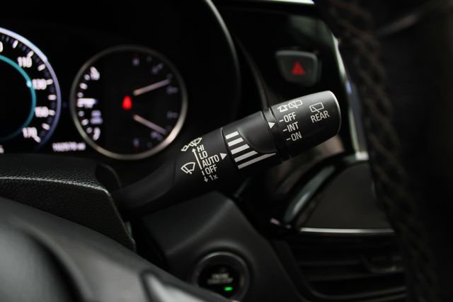 Used 2017 Buick Envision Premium w/ Driver Confidence Package AWD/4WD image 11