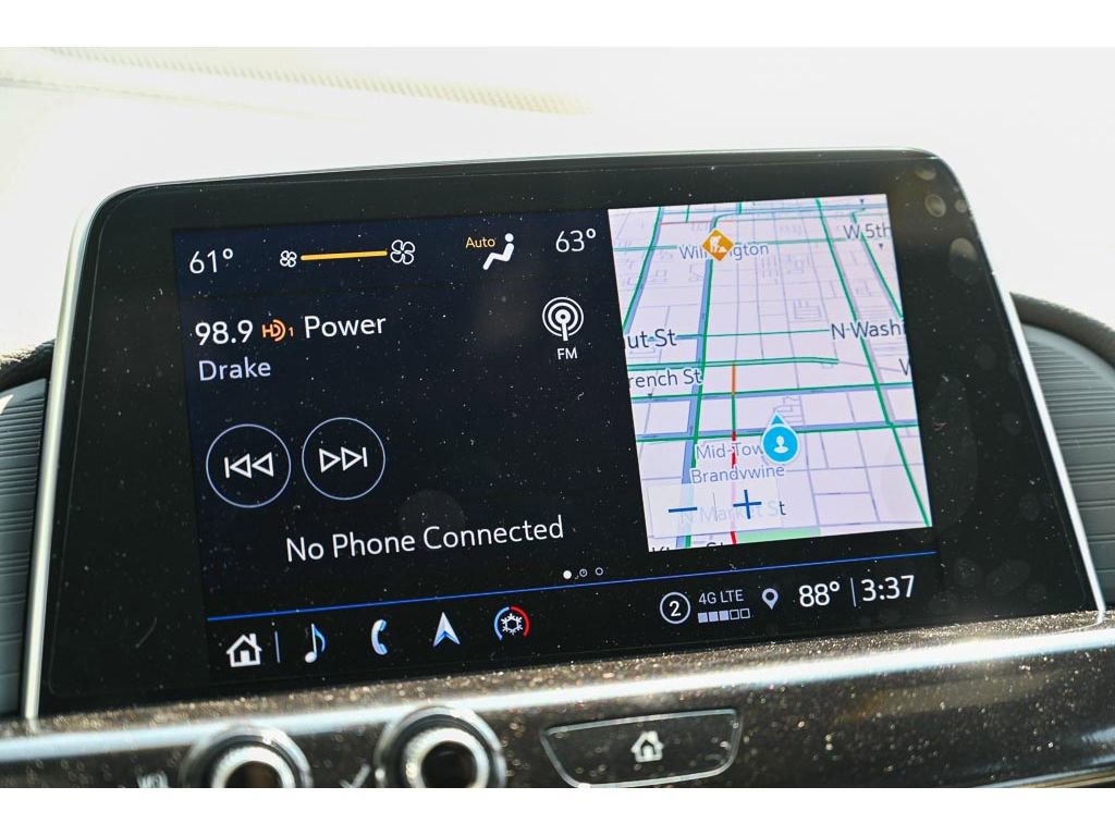 New 2025 Cadillac CT4 Premium Luxury image 31