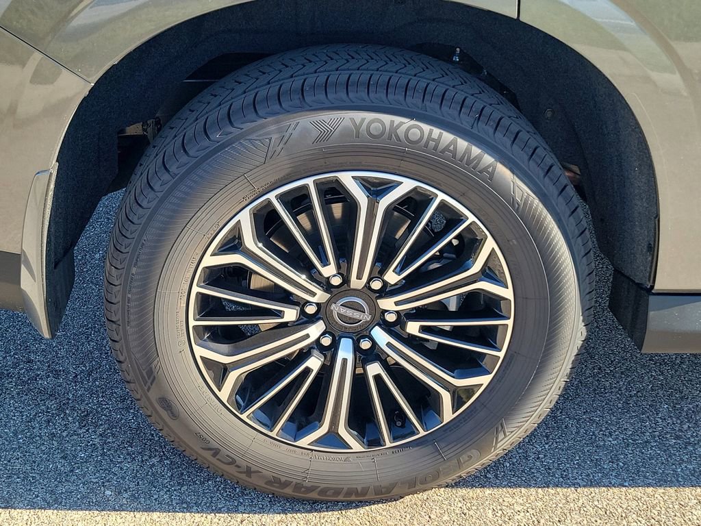 New 2026 Nissan Armada SL w/ Captain's Chari Seat Package image 3