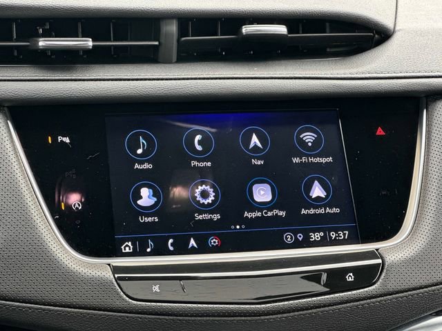 Used 2025 Cadillac XT5 Premium Luxury image 3