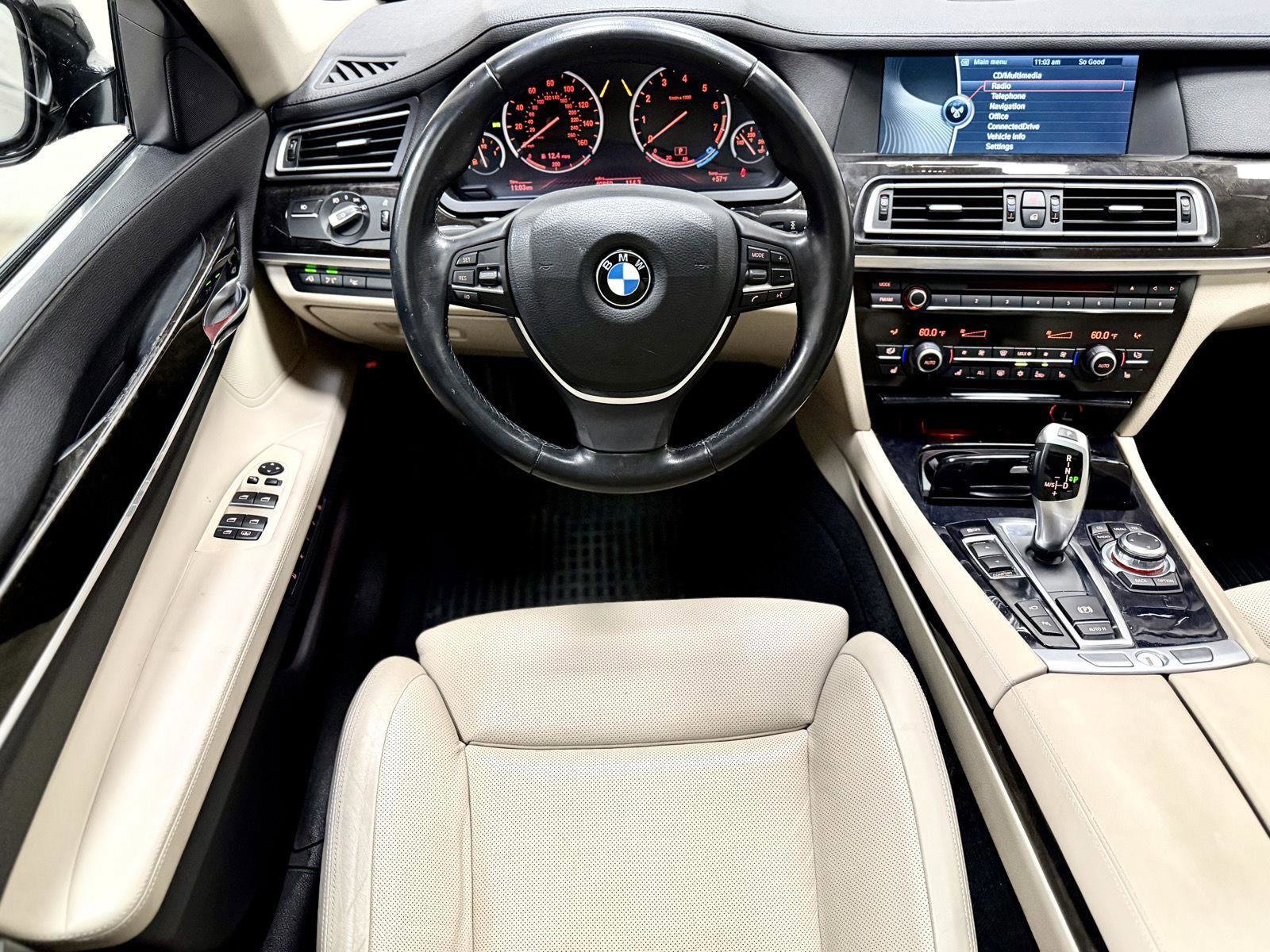 Used 2012 BMW 750Li w/ Driver Assistance Pkg RWD image 2