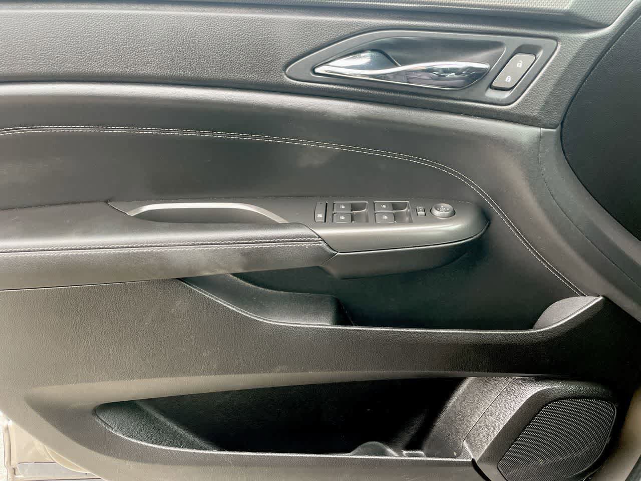 Used 2012 Cadillac SRX FWD image 28