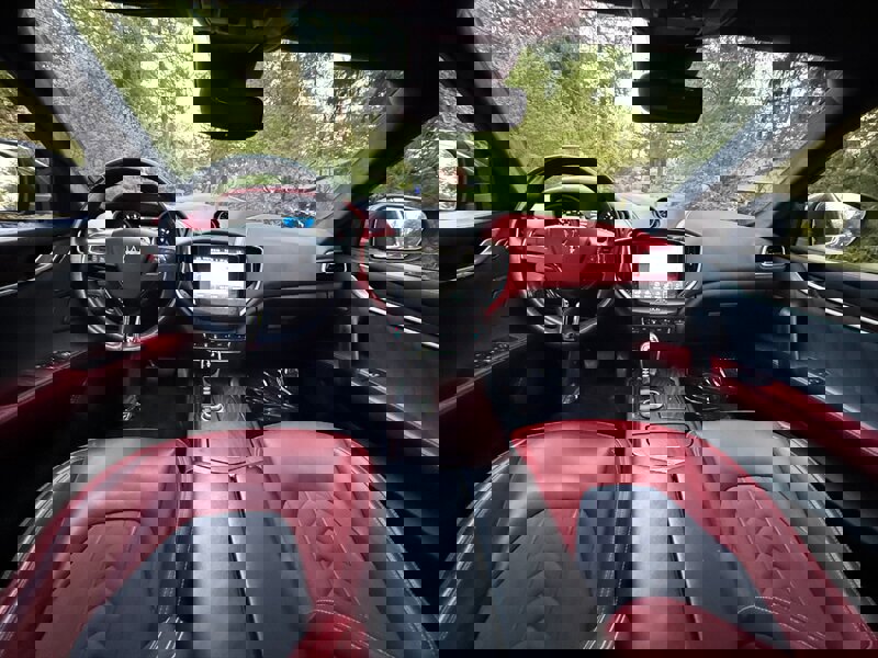 Used 2017 Maserati Ghibli S image 16