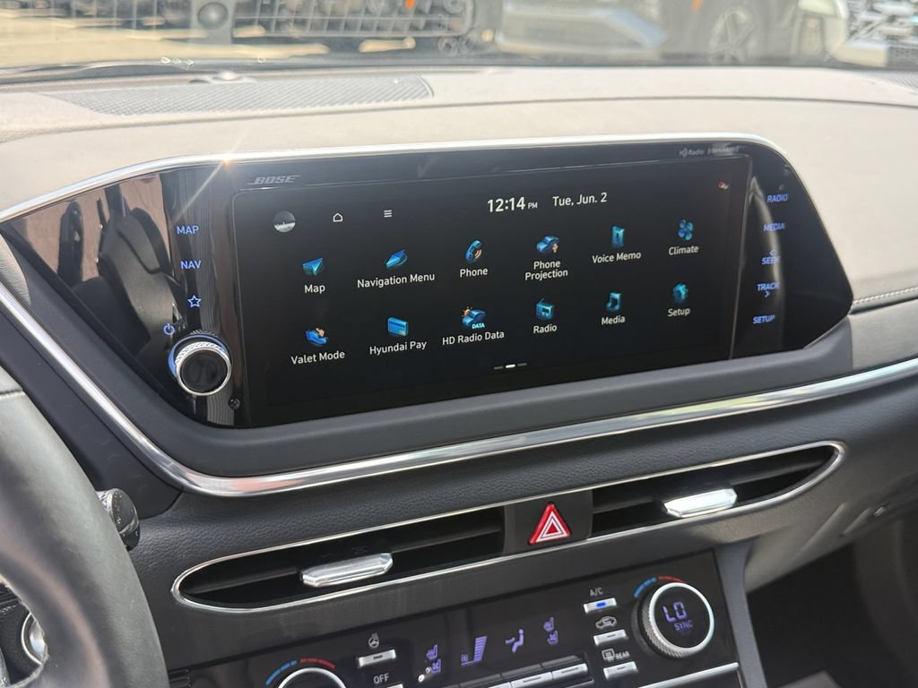 Certified 2023 Hyundai Sonata Limited w/ Preferred Accessory Package FWD image 28