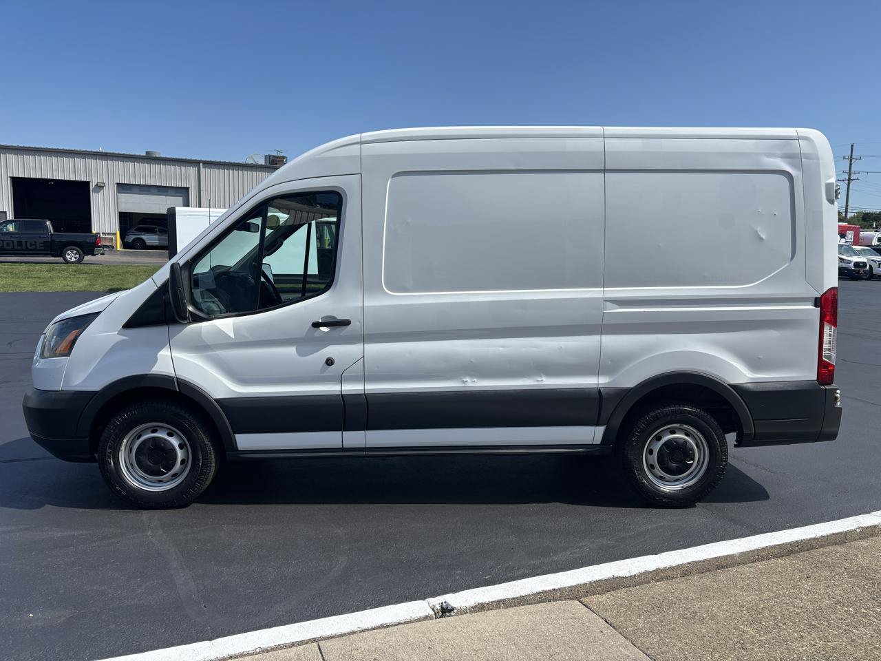 Used 2016 Ford Transit 150 130 Medium Roof RWD image 6