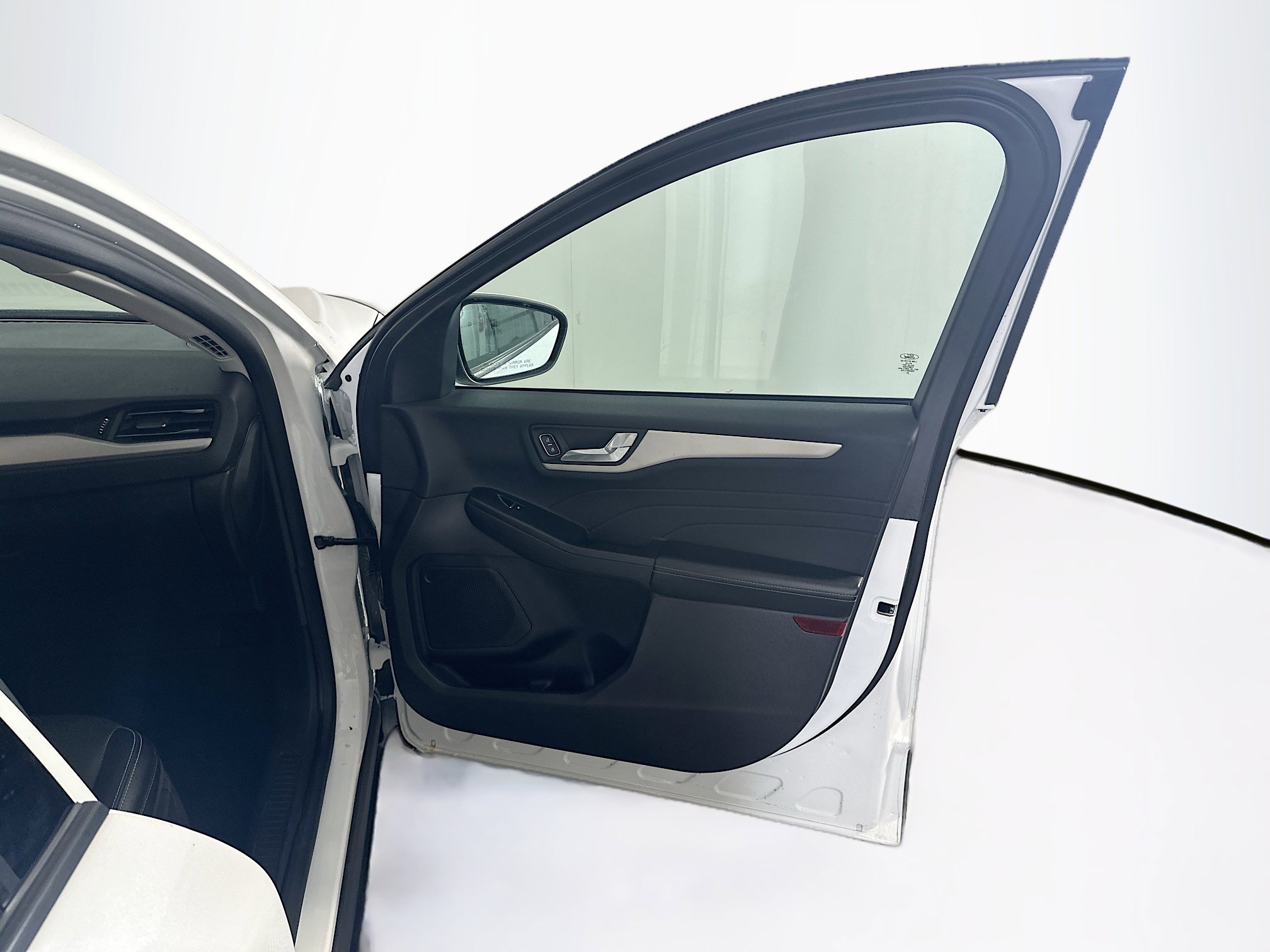 Used 2022 Ford Escape SEL w/ Technology Package image 35