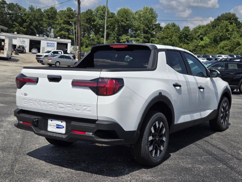New 2026 Hyundai Santa Cruz SE FWD image 5