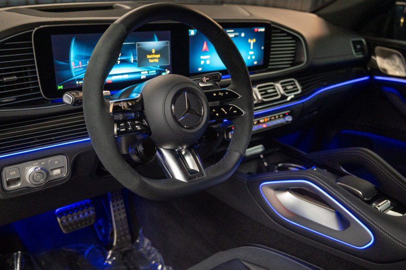 New 2026 Mercedes-Benz GLE 53 AMG 4MATIC Coupe image 17