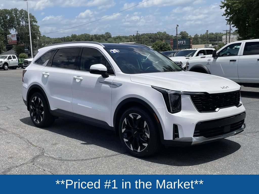 Used 2025 Kia Sorento EX w/ Panoramic Sunroof Package FWD image 2