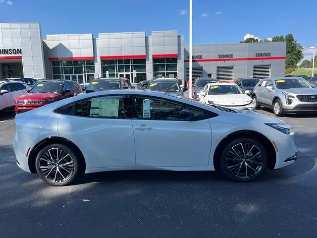 New 2027 Toyota Prius Limited w/ Limited Premium Package FWD image 4