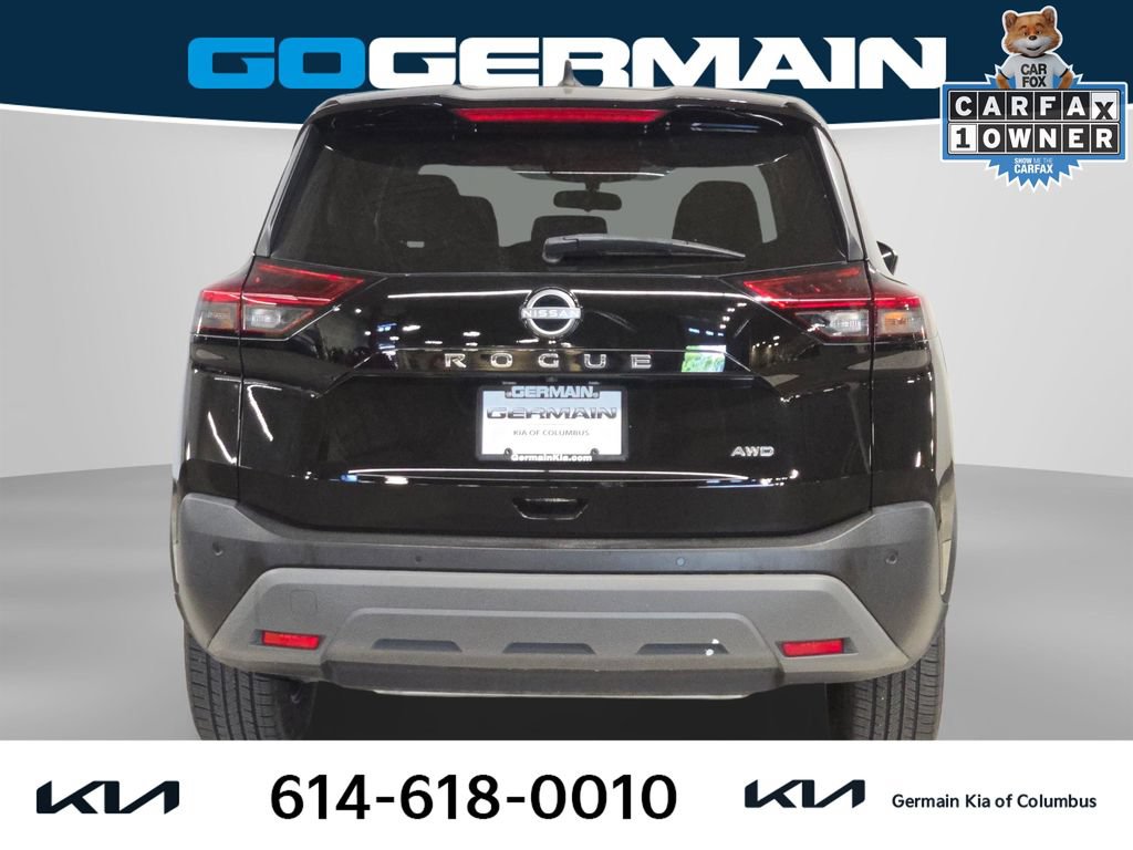 Used 2023 Nissan Rogue S AWD/4WD image 9