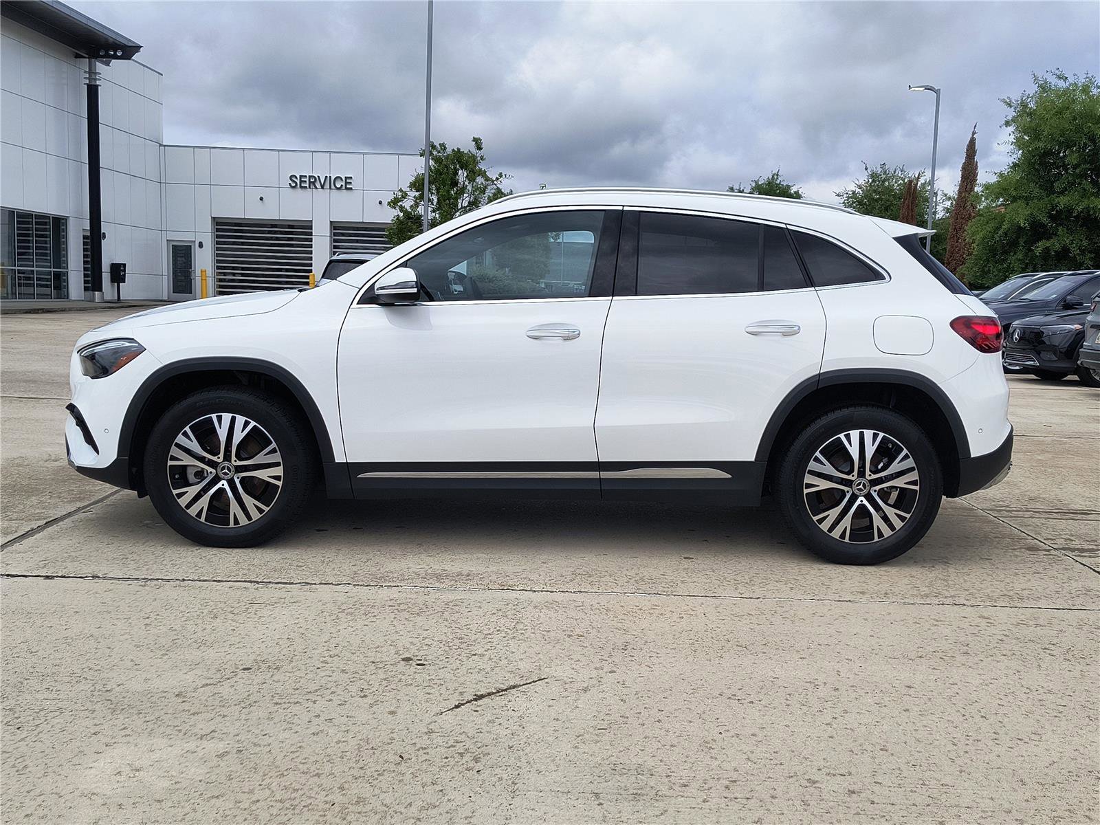 New 2025 Mercedes-Benz GLA 250 image 3