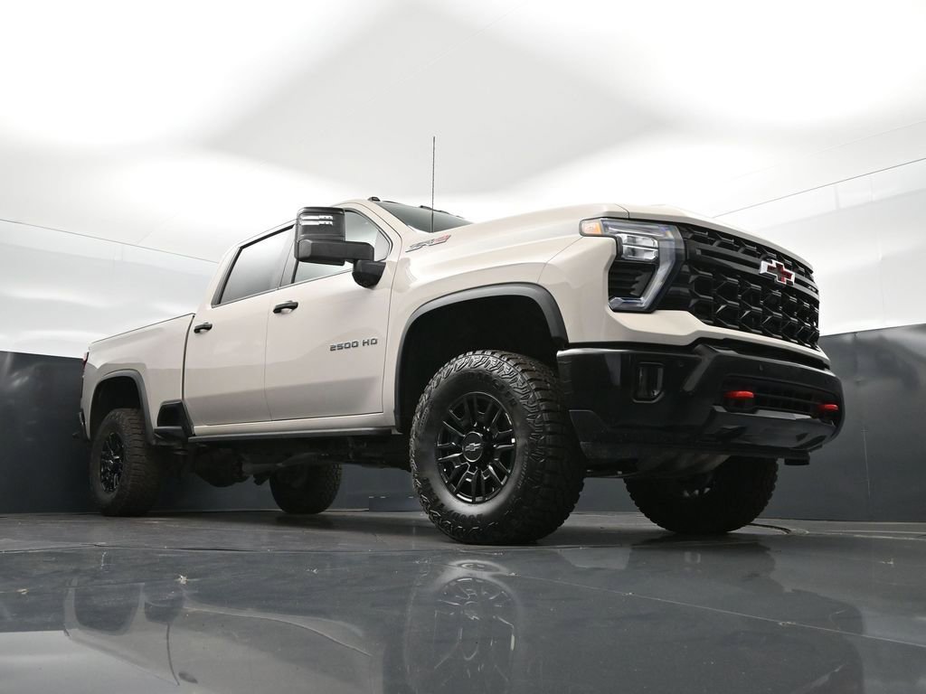 New 2026 Chevrolet Silverado 2500 ZR2 image 48