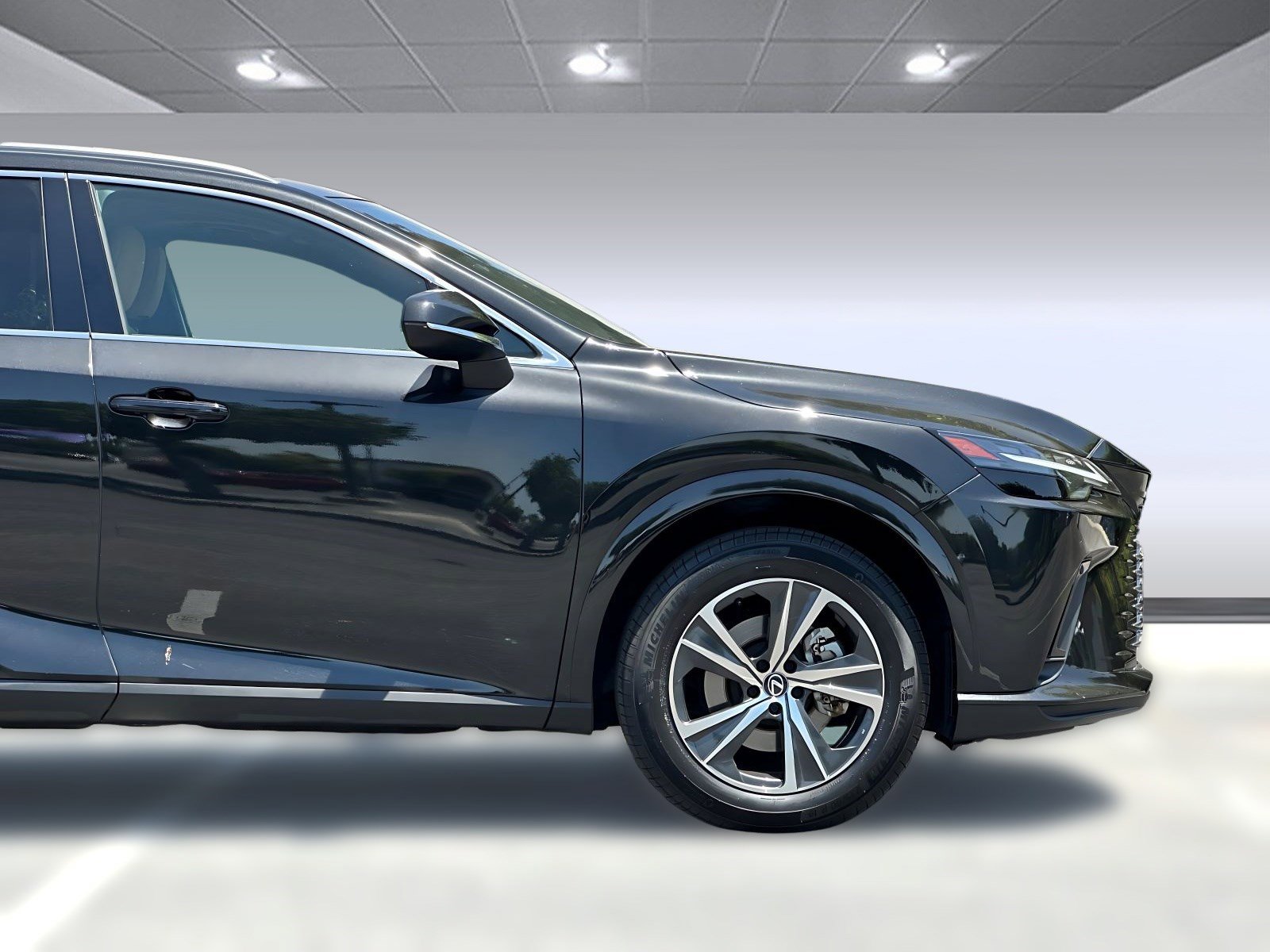 Certified 2023 Lexus RX 350h w/ Cold Area Package AWD/4WD image 34