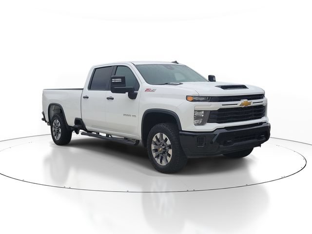 Used 2025 Chevrolet Silverado 2500 Custom w/ Custom Value Package AWD/4WD image 2