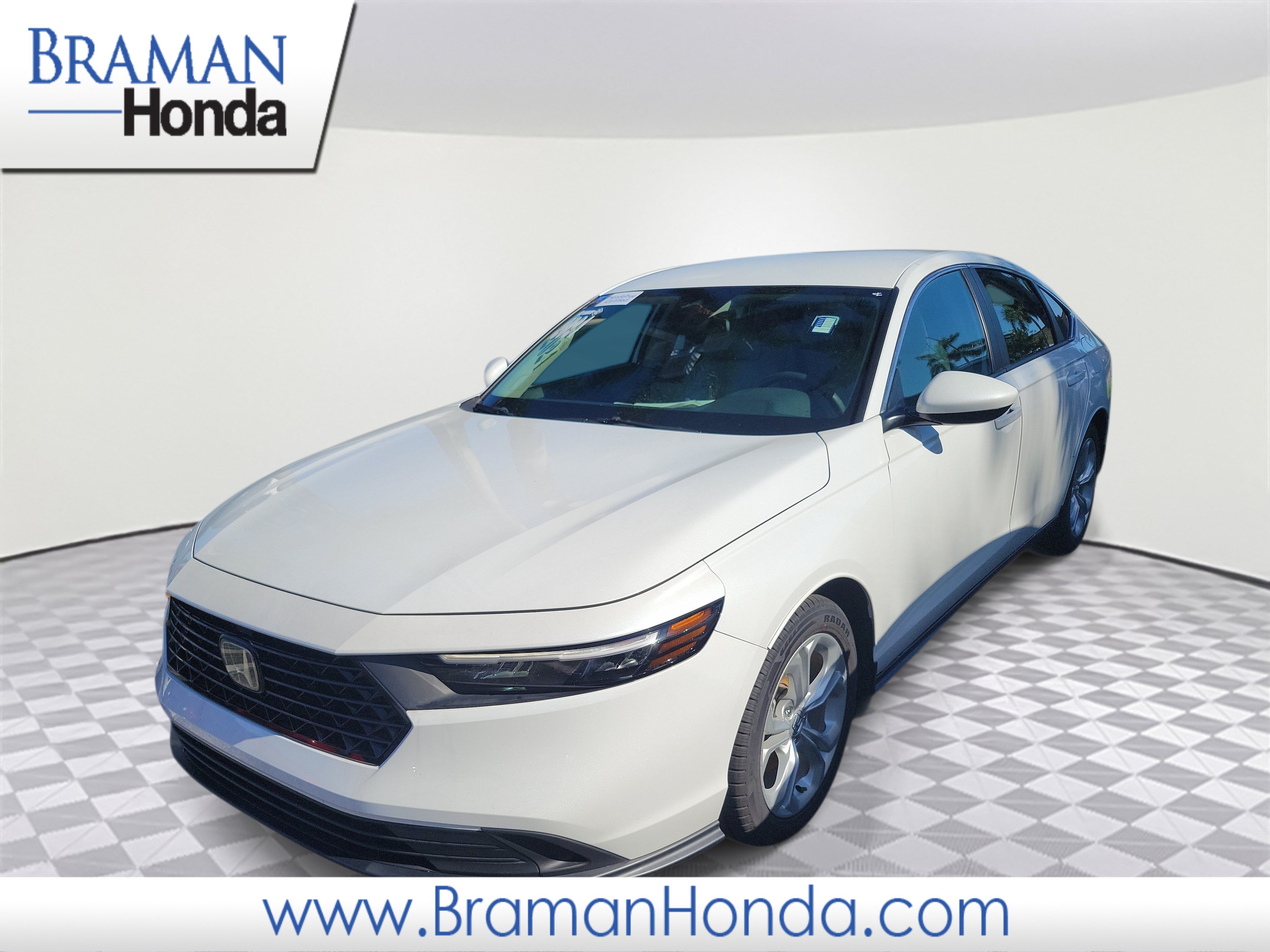 Certified 2024 Honda Accord LX image 1