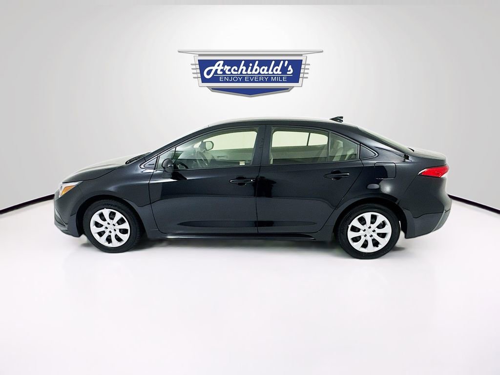 Used 2026 Toyota Corolla LE image 4