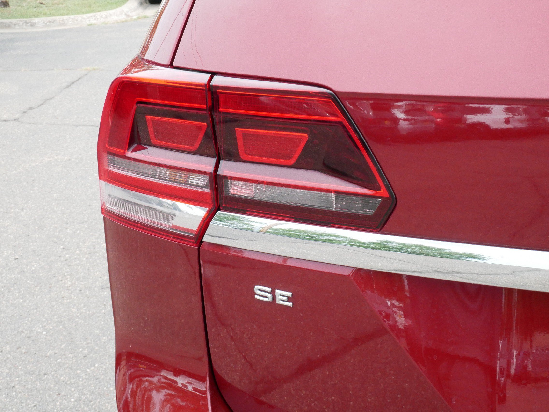 Used 2018 Volkswagen Atlas SE FWD image 17