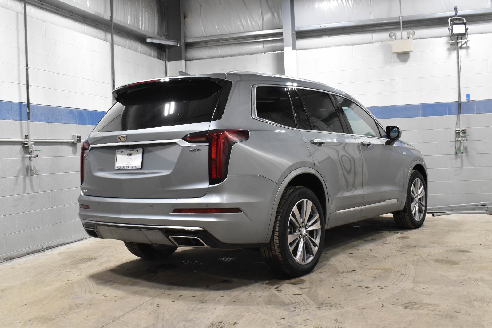 Certified 2025 Cadillac XT6 Premium Luxury image 30