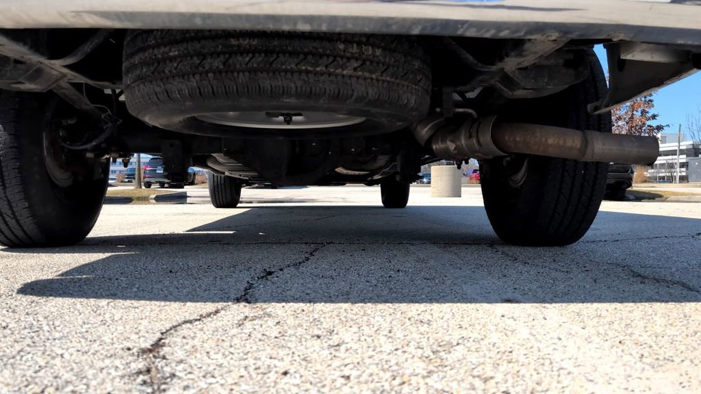 Used 2025 Chevrolet Express 3500 LT w/ LT Preferred Equipment Group image 16