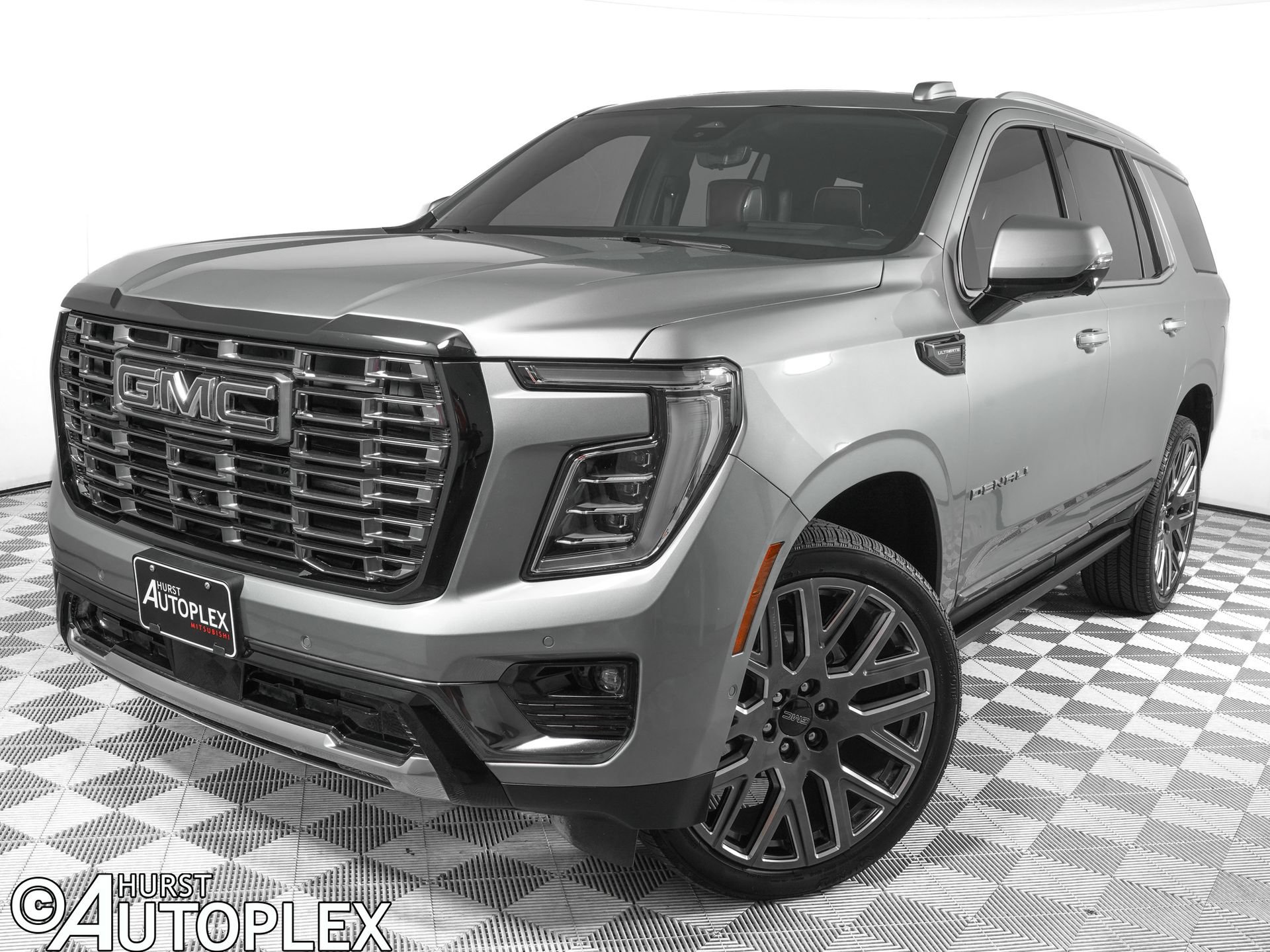 Used 2025 GMC Yukon Denali Ultimate w/ LPO, Floor Liner Package