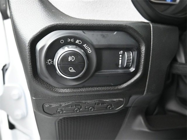 Used 2024 Jeep Gladiator Sport image 13