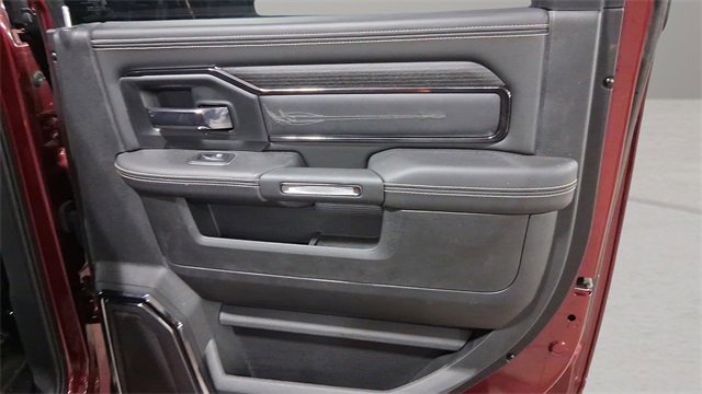 Used 2024 RAM 3500 Limited image 17