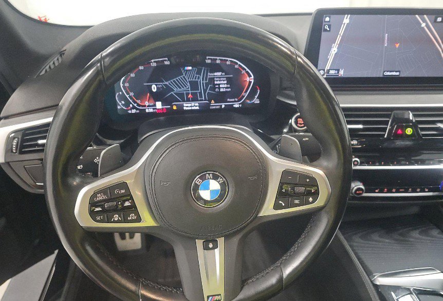 Used 2023 BMW 540i xDrive w/ M Sport Package AWD/4WD image 3