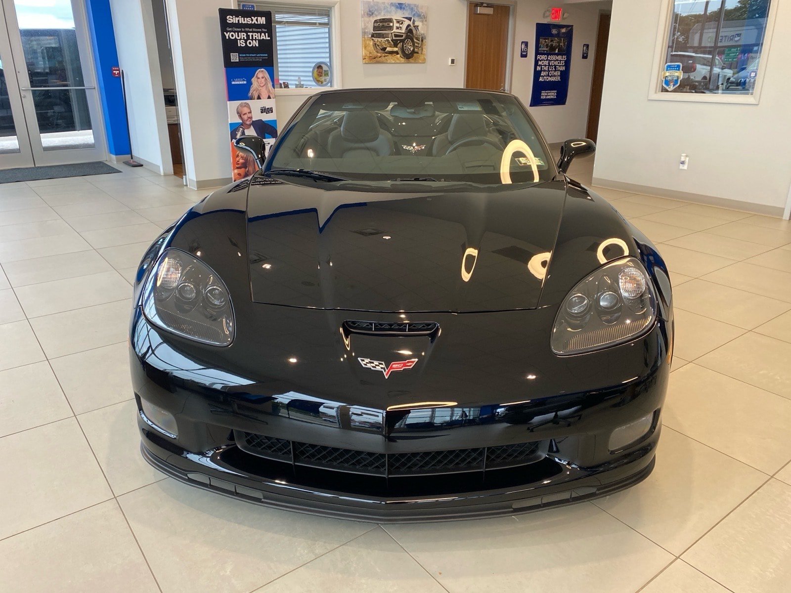 Used 2013 Chevrolet Corvette Grand Sport w/ 3LT Preferred Equipment Group RWD image 9