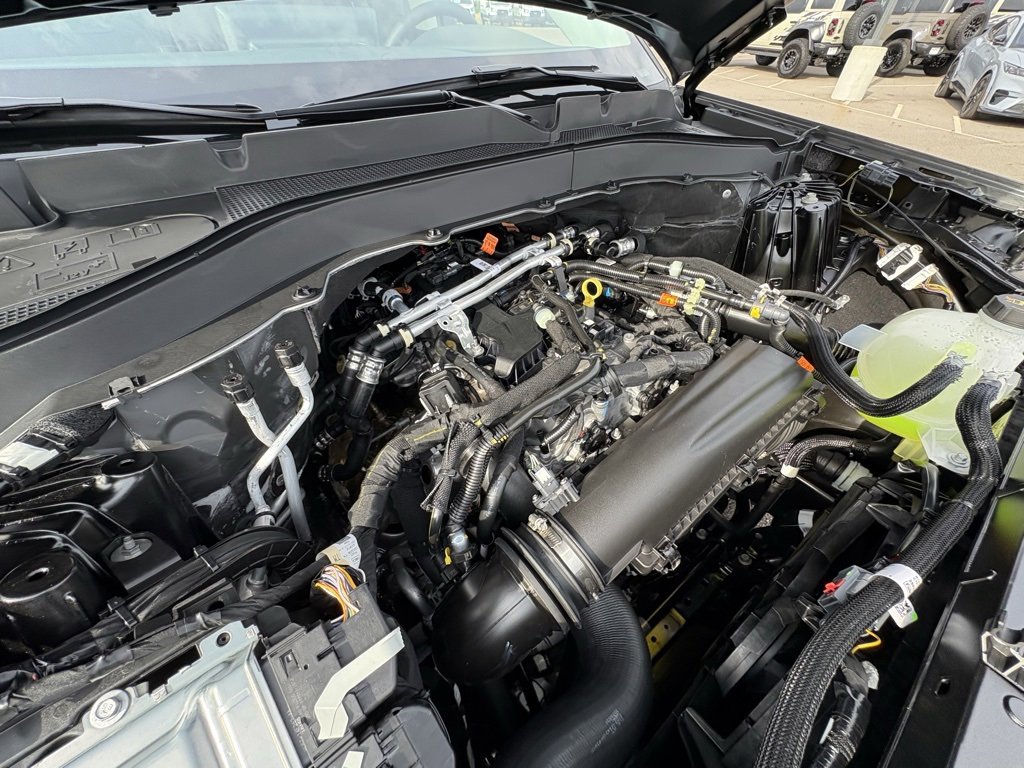 New 2026 Ford Explorer Active w/ Active Comfort Package image 18