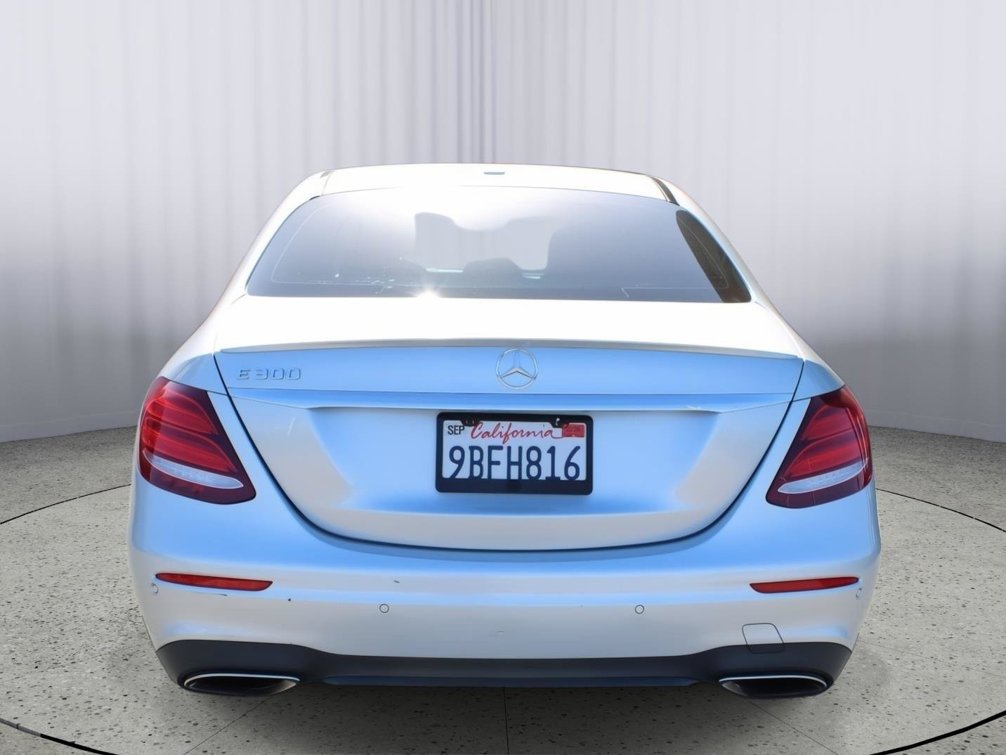 Used 2018 Mercedes-Benz E 300 image 7