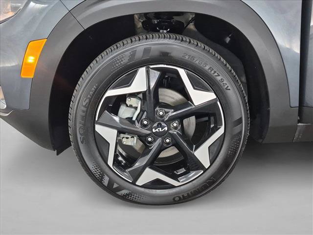 Used 2026 Kia Seltos EX FWD image 26