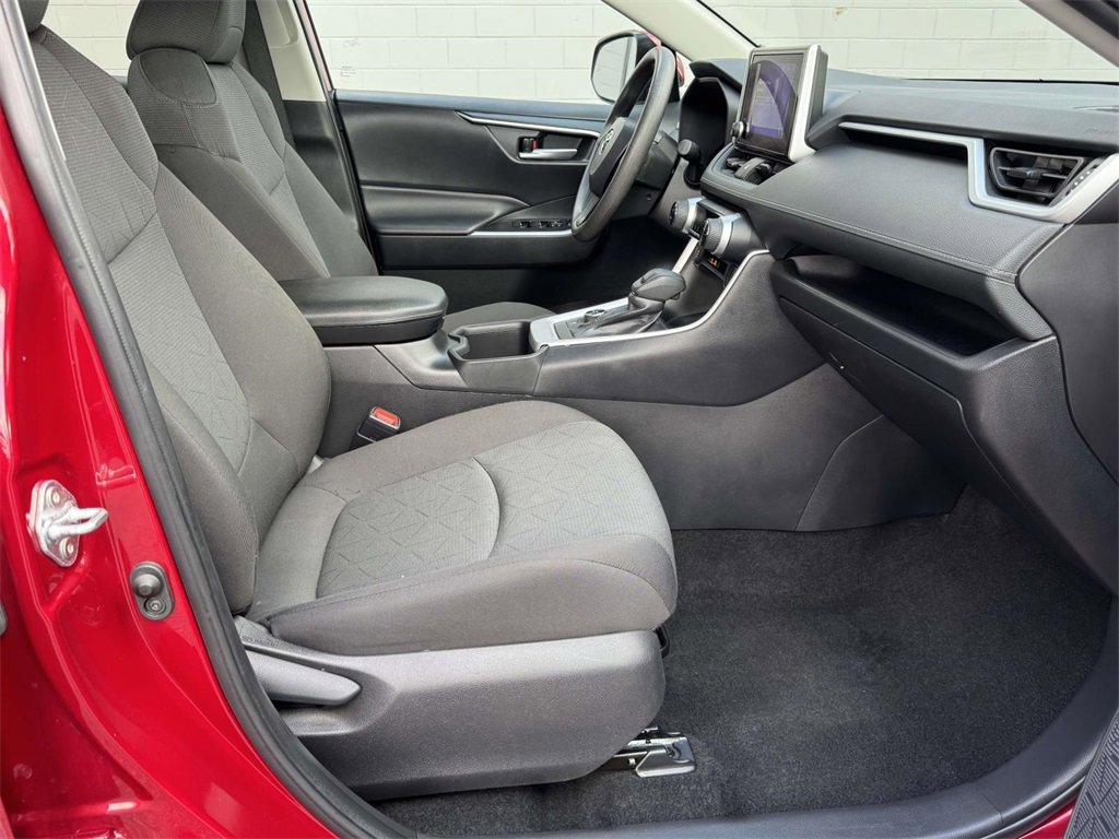 Used 2024 Toyota RAV4 XLE image 13