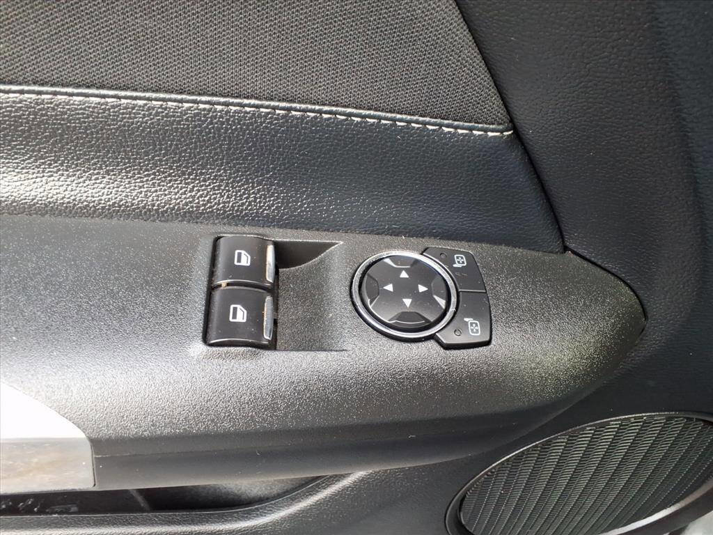 Used 2017 Ford Mustang Coupe image 26