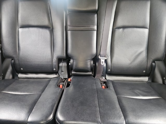 Used 2015 Toyota 4Runner Limited AWD/4WD image 30