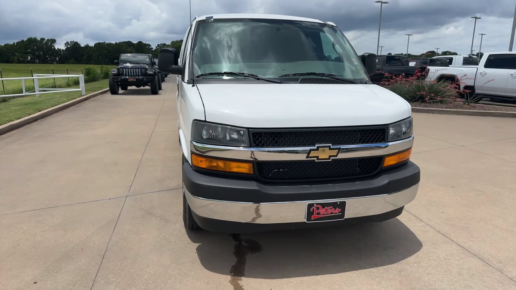 New 2026 Chevrolet Express 2500 w/ Driver Convenience Package RWD image 4